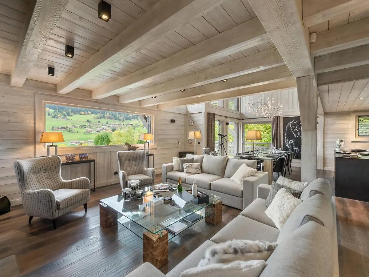 Chalet Chaleureux Avec Jacuzzi Et Home-Cinema - Fr-1-569-51 Megeve 0*,  France