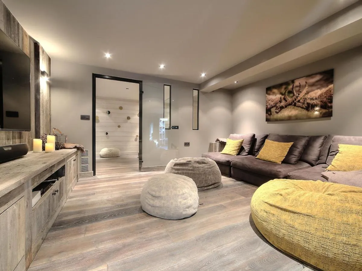 Chalet Chaleureux Avec Jacuzzi Et Home-Cinema - Fr-1-569-51 Megeve